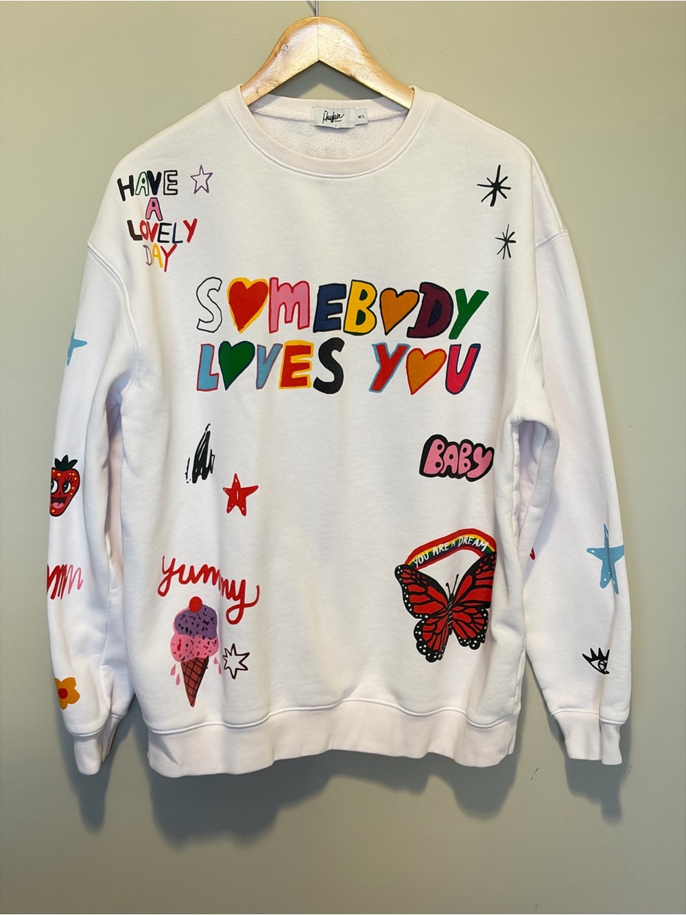 The Mayfair Group White 'Somebody Loves You' Graphic Crewneck Sweatshirt